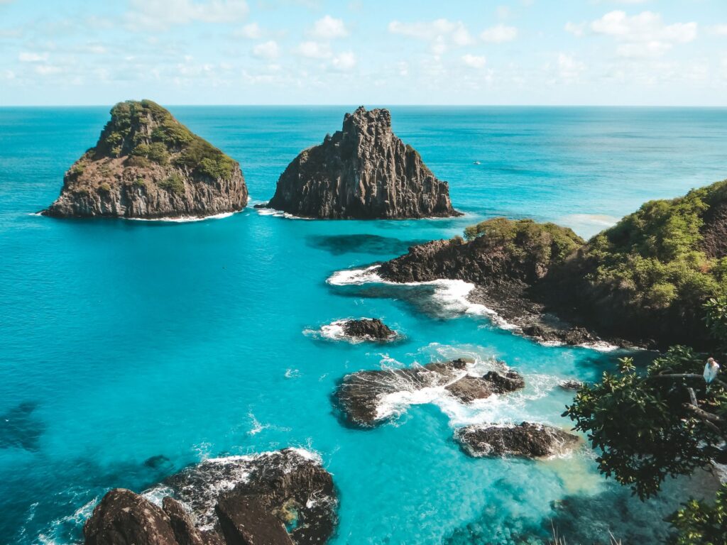 Trilhas Imperdíveis em Noronha: Melhores Roteiros de Ecoturismo